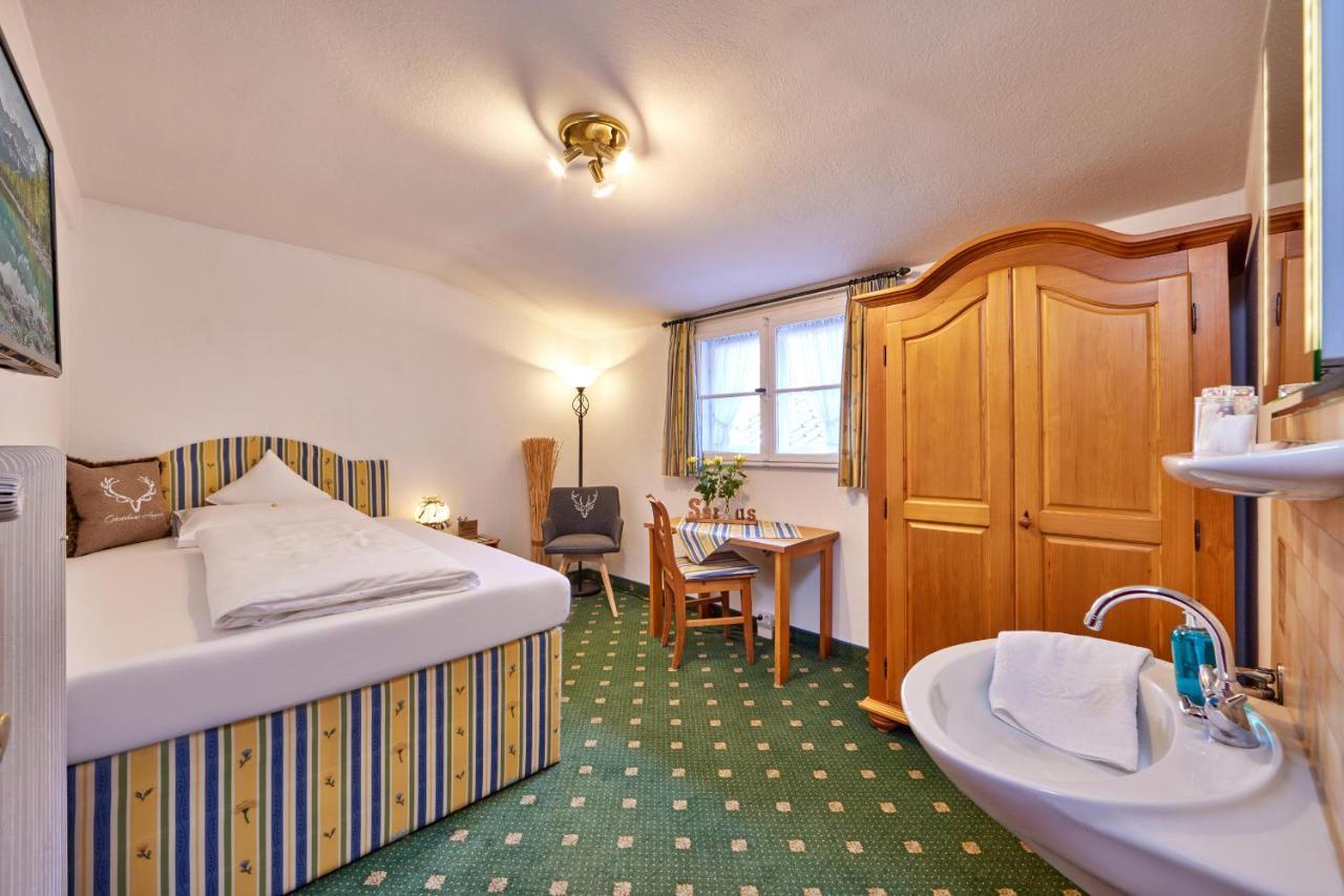 Gaestehaus Angela Garmisch-Partenkirchen Eksteriør billede